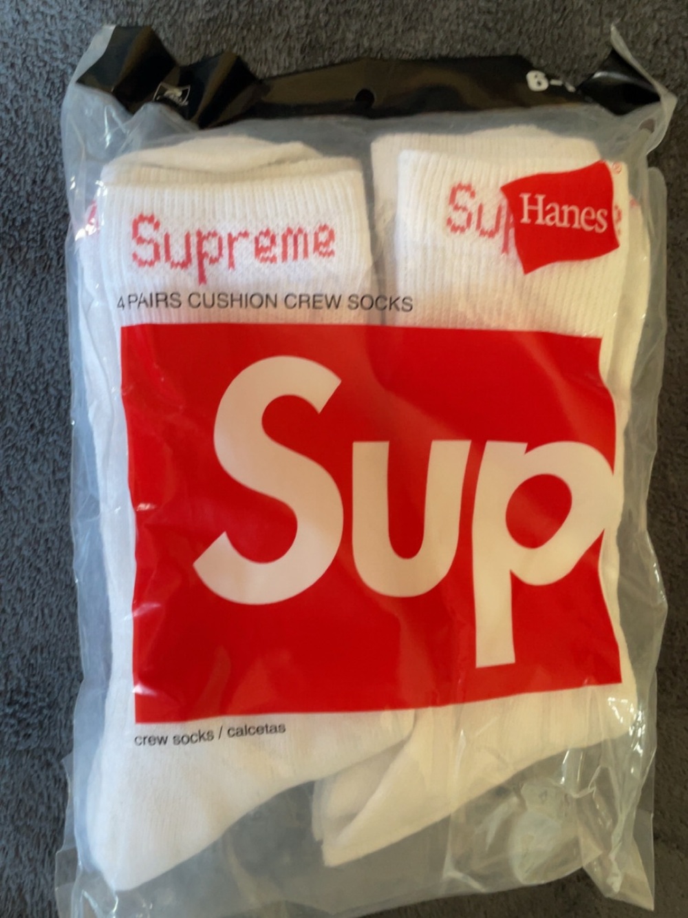 Hanes x Supreme White Cushion Crew Socks - 4 Pack (Men)